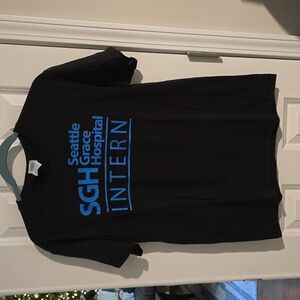 Like NEW Grey's Anatomy SGH Intern shirt Seattle Grace Hosp size Medium